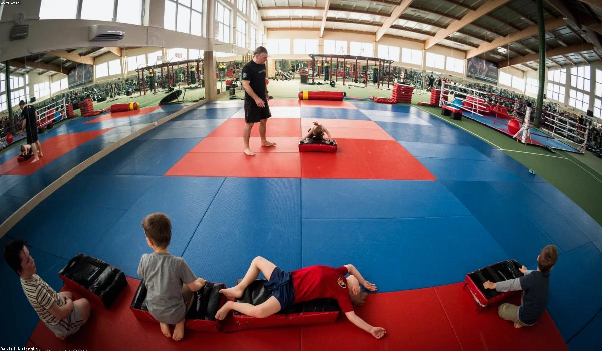 Team en sfeer bij ActiveSportPro — focus op jeugdsport
